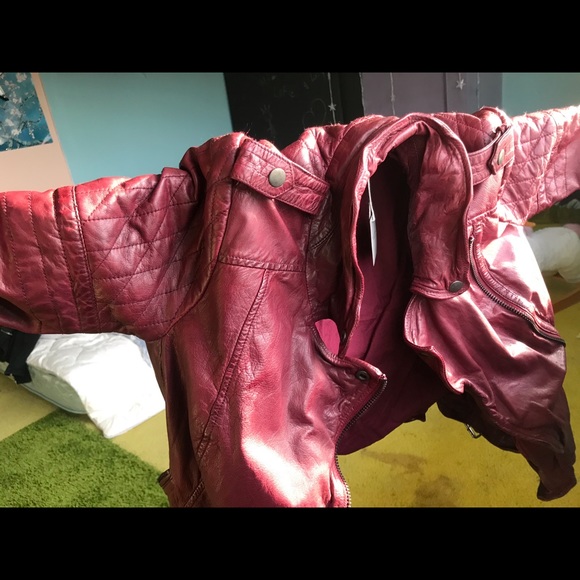 Muubaa Nido Leather Quilted Biker Jacket Deep Red - Picture 8 of 11